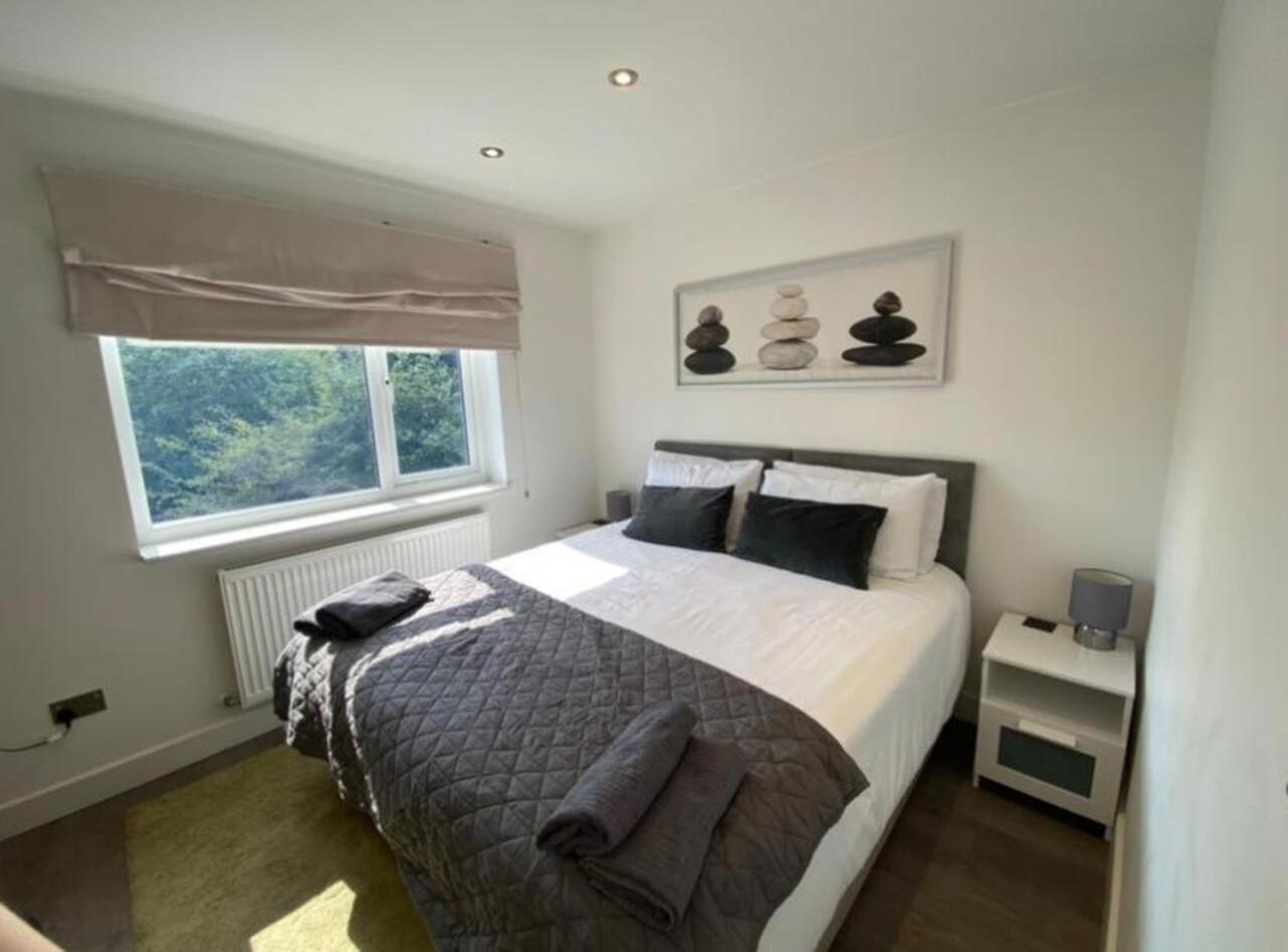 Quiet North London - 2 X Double Bedrooms - Close To Station And 20Mins Central London Totteridge المظهر الخارجي الصورة